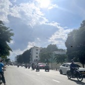 Bán nhà mặt tiền Quốc Lộ 13 Thủ Đức, 15 x 50, khu vực đang mở rộng